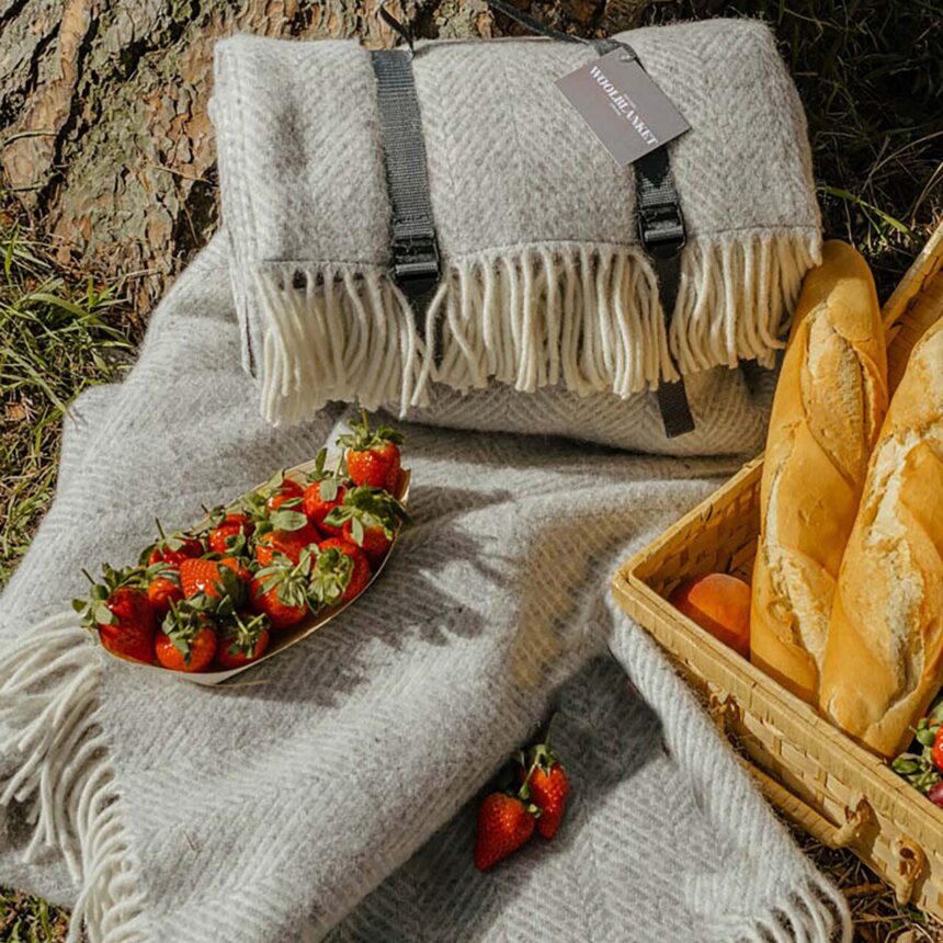 Wool Blanket Online Soft Cosy The Slow Living Guide