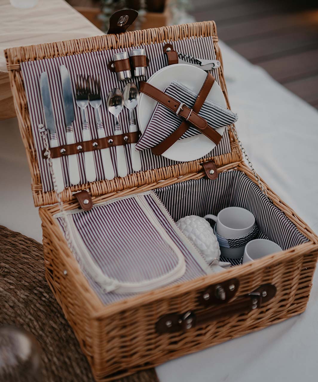 a picnic basket - slow travel gifts