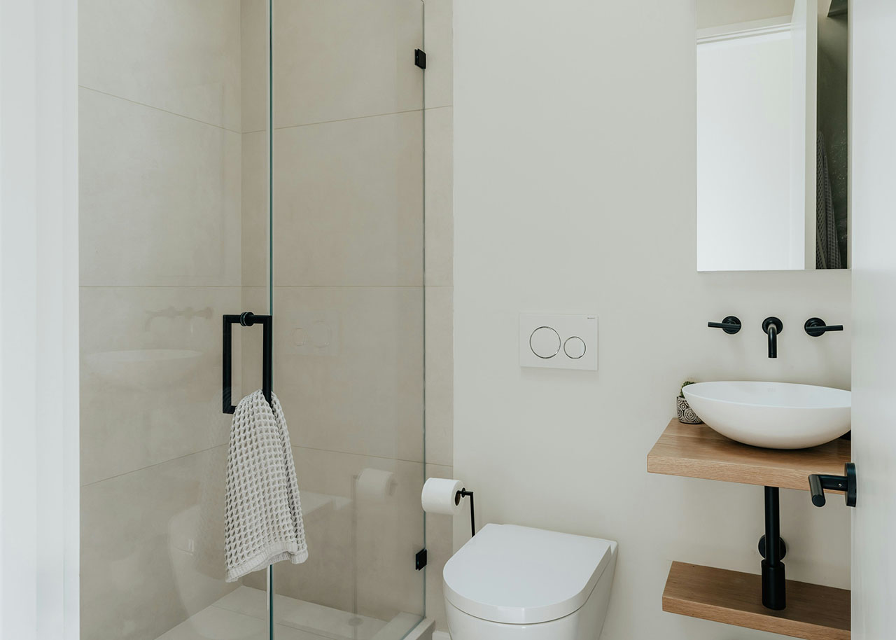 Creating a Calm Bathroom Sanctuary – Simple Upgrades That Make a Big Difference